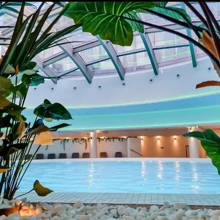 Hanza Tower Downtown 23 Pool & Jacuzzi * Szczecin